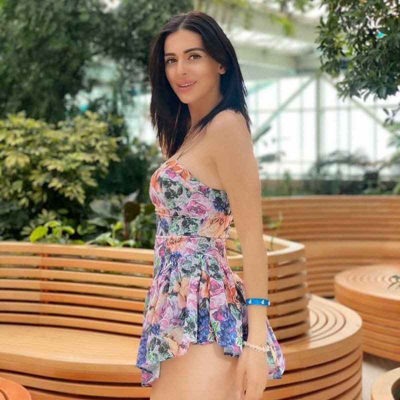 femme arabe chaude